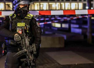 Berlin: Mann bei Angriff am Holocaust-Mahnmal verletzt – Verdächtiger festgenommen berlin-mann-bei-angriff-am-holocaust-mahnmal-verletzt-verdchtiger-festgenommen