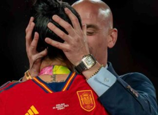 Sexueller Übergriff: Geldstrafe für Luis Rubiales wegen Kuss-Skandal sexueller-bergriff-geldstrafe-fr-luis-rubiales-wegen-kuss-skandal