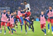 Rückkehr des Hamburger SV in die Fußball-Bundesliga: Nach sieben Jahren zurück rckkehr-des-hamburger-sv-in-die-fuball-bundesliga-nach-sieben-jahren-zurck