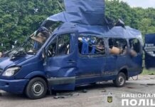 Russisches Militär beschießt Bus nahe Sumy: Ukrainekrieg fordert mindestens neun Tote russisches-militr-beschiet-bus-nahe-sumy-ukrainekrieg-fordert-mindestens-neun-tote