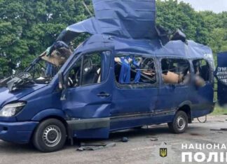 Russisches Militär beschießt Bus nahe Sumy: Ukrainekrieg fordert mindestens neun Tote russisches-militr-beschiet-bus-nahe-sumy-ukrainekrieg-fordert-mindestens-neun-tote